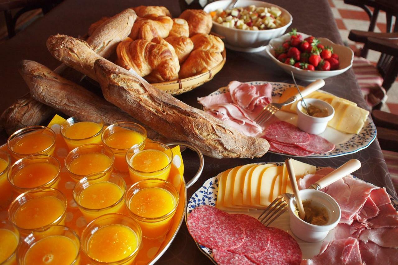 Le Couvent De Neuviale Bed & Breakfast Parisot  Exterior foto